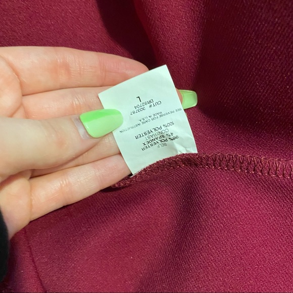 Maroon Dress - Picture 4 of 5